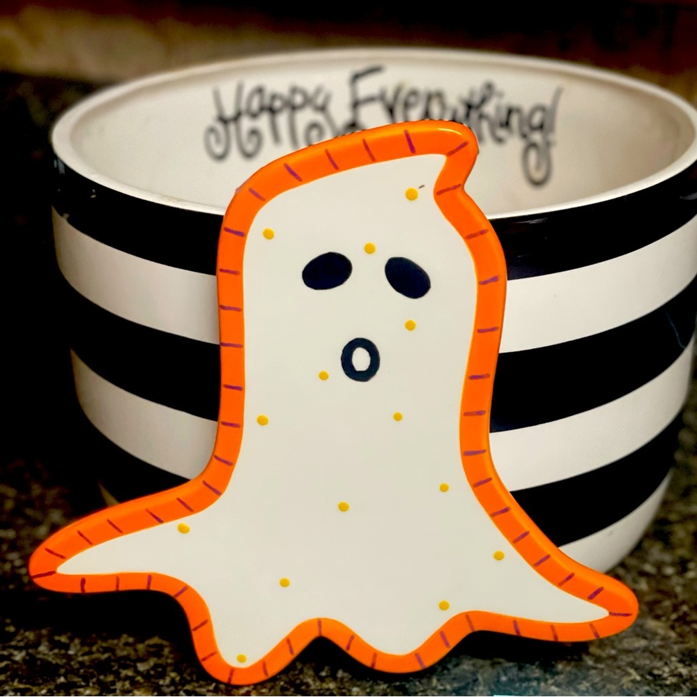 Retired Rare Happy Everything Ghost. It’s the OG. It’s fun and beautiful